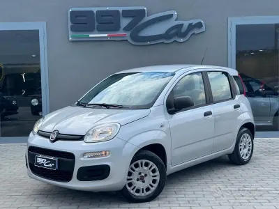 Usata Fiat Panda Lounge 69 CV (50 kW) 2020 Grigio Utilitaria