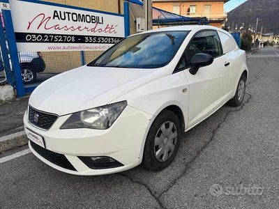Usata Seat Ibiza 75 CV (55 kW) 2014 Bianco pastello Furgone