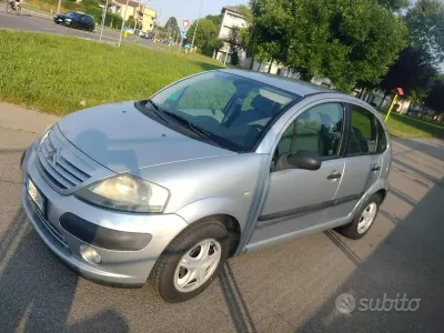 Usata Citroën C3 60 CV (44 kW) 2003 Grigio Berlina
