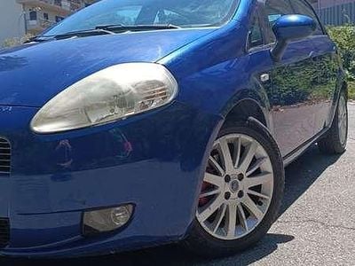 Usata Fiat Grande Punto Dynamic 90 CV (66 kW) 2007 Blu/azzurro Utilitaria