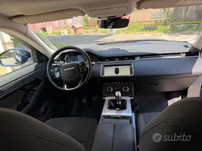 Usado Land Rover Range Rover evoque 150 HP (110 kW) 2020 Preto SUV