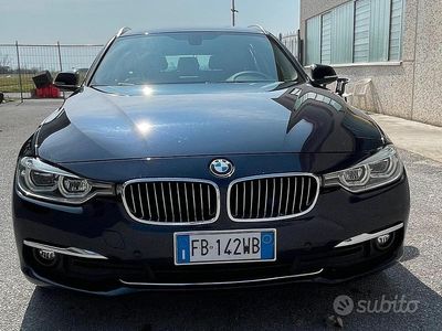 Usata BMW 318 Luxury Line 150 CV (110 kW) 2015 Blu Station wagon