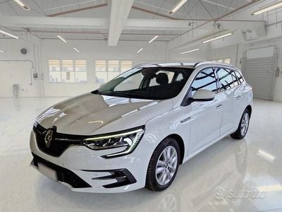 Usata Renault Mégane GrandTour Business 116 CV (85 kW) 2022 Bianco Station wagon