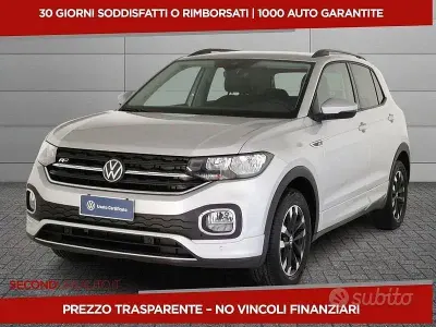 Usata VW T-Cross Sportline 95 CV (69 kW) 2022 Grigio SUV