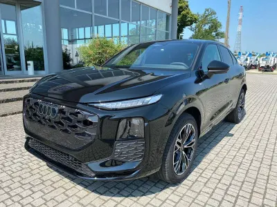 Nuova Audi Q3 Sportback S-Line 204 CV (150 kW) 2026 Nero mythos SUV