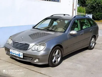 Usata Mercedes 220 Elegance 169 CV (124 kW) 2005 Grigio Station wagon