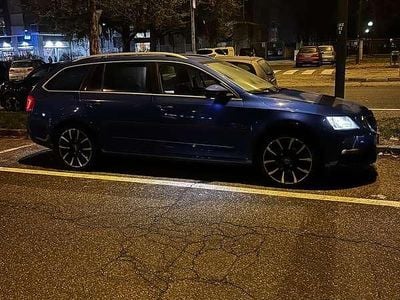 Usata Skoda Octavia G-TEC Ambition 131 CV (96 kW) 2019 Blu/azzurro Station wagon
