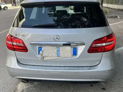 Usata Mercedes B180 Premium 116 CV (85 kW) 2012 Utilitaria