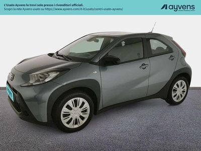 Second-hand Toyota Aygo X Active 72 CP (52 kW) 2025 Gri SUV