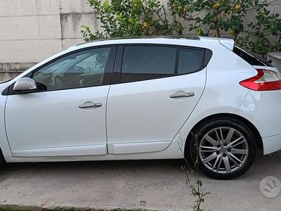 Usata Renault Mégane GT Line GT-Line 131 CV (96 kW) 2012 Bianco Berlina
