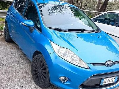 Usata Ford Fiesta 100 CV (73 kW) 2009 Blu Utilitaria