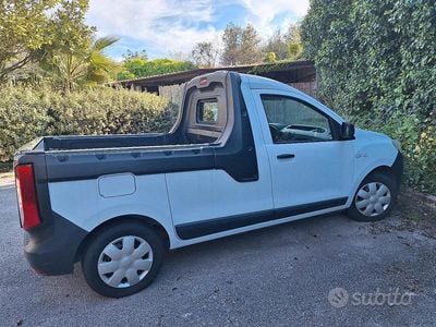 Gebraucht Dacia Dokker 2016 Weiß Van / Kleinbus