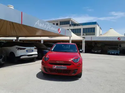 Usata Fiat 600 La Prima 100 CV (73 kW) 2024 Rosso SUV