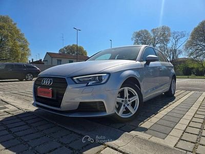 Usata Audi A3 Ambiente 116 CV (85 kW) 2018 Argento Berlina
