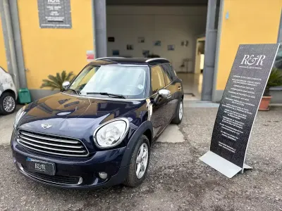 Usata Mini Cooper D Countryman 90 CV (66 kW) 2014 Bluazzurro SUV