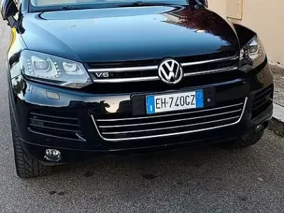 Usata VW Touareg 240 CV (176 kW) 2011 Nero SUV