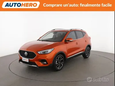 Usata MG ZS Luxury 111 CV (81 kW) 2022 Arancione SUV