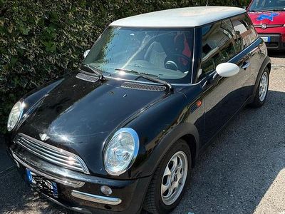 Begagnad Mini Cooper 2004 Halvkombi
