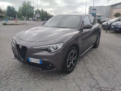 Usata Alfa Romeo Stelvio Veloce 209 CV (153 kW) 2022 Grigio SUV