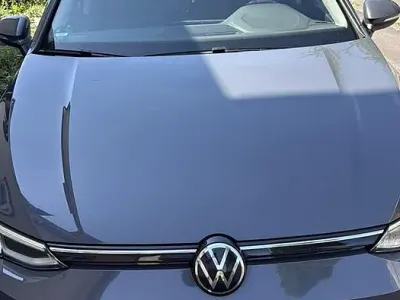 Usata VW Golf VIII 150 CV (110 kW) 2021 Grigio Utilitaria