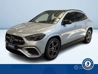 Usata Mercedes GLA200 AMG line 150 CV (110 kW) 2025 Grigio SUV