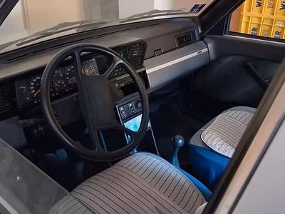 Usata Fiat Regata S 68 CV (50 kW) 1985 Grigio Berlina