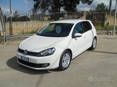 Usata VW Golf VII Highline 105 CV (77 kW) 2012 Bianco Berlina