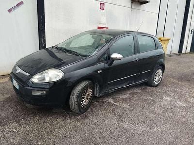 Usata Fiat Punto Evo Dynamic 75 CV (55 kW) 2011 Nero Utilitaria