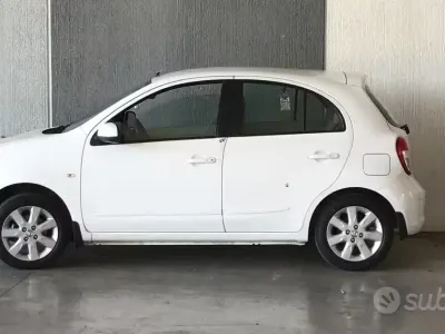 Usata Nissan Micra 98 CV (72 kW) 2012 Bianco Utilitaria