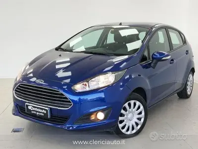 Usata Ford Fiesta Business Edition 80 CV (58 kW) 2013 Blu Berlina
