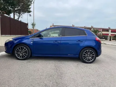 Usata Fiat Bravo Sport 165 CV (121 kW) 2009 Blu Utilitaria
