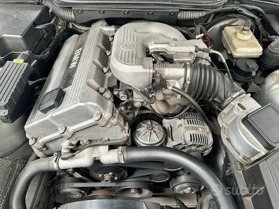 Usata BMW 318 140 CV (102 kW) 1995 Grigio Coupé