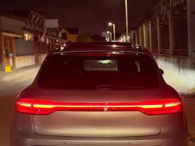 Usata Porsche Macan 265 CV (194 kW) 2023 Grigio SUV
