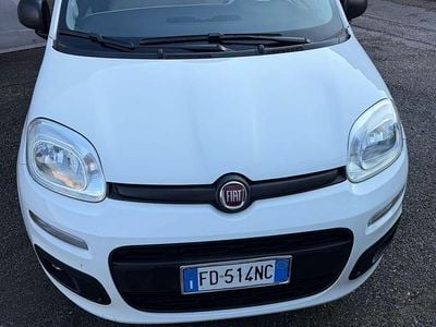 Usata Fiat Panda Easy 69 CV (50 kW) 2016 Bianco Berlina