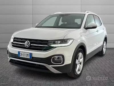 Usata VW T-Cross Advance 110 CV (80 kW) 2023 Bianco SUV