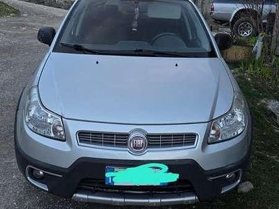 Usata Fiat Sedici 120 CV (88 kW) 2011 SUV