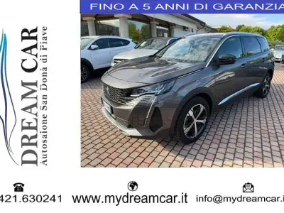 Usata Peugeot 5008 Allure 130 CV (95 kW) 2022 Grigio SUV