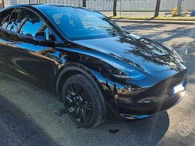 Usata Tesla Model Y RWD 250 kW (340 CV) 2024 Nero SUV