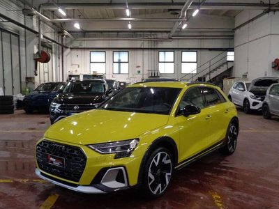 Usata Audi A3 150 CV (110 kW) 2024 Giallo pitone metallizzato Berlina