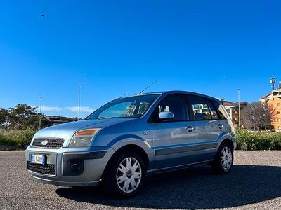 Usata Ford Fusion 68 CV (50 kW) 2008 Blu Berlina