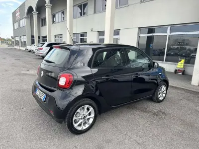Usado Smart ForFour Electric Drive Passion 41 kW (56 CV) 2019 Utilitario