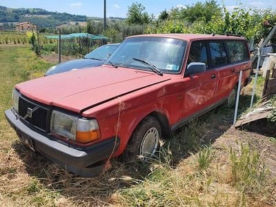 Usata Volvo Polar 115 CV (84 kW) 1990 Rosso Station wagon