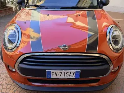 Usata Mini ONE 75 CV (55 kW) 2019 Utilitaria