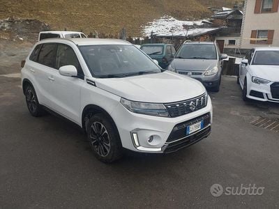 Second-hand Suzuki Vitara 129 CP (94 kW) 2022 Alb SUV
