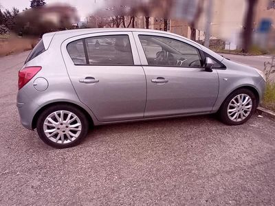 Usata Opel Corsa Enjoy 80 CV (58 kW) 2010 Utilitaria