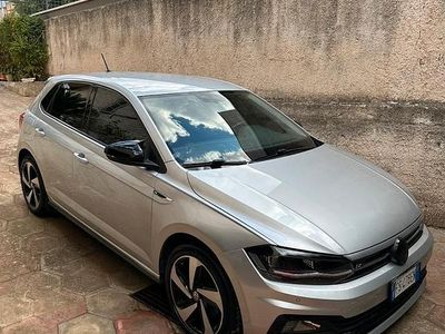 Usata VW Polo R-line 95 CV (69 kW) 2018 Grigio Berlina