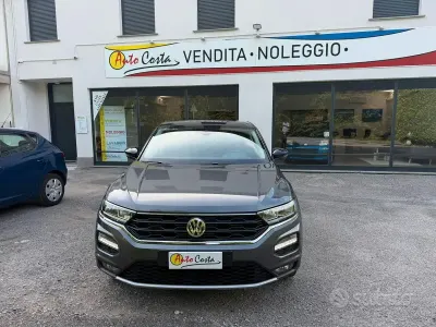 Usata VW T-Roc Style 116 CV (85 kW) 2020 Grigio SUV
