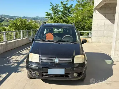 Usata Fiat Panda 69 CV (50 kW) 2006 Nero Utilitaria