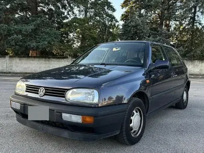 Usata VW Golf III 75 CV (55 kW) 1994 Blu Berlina