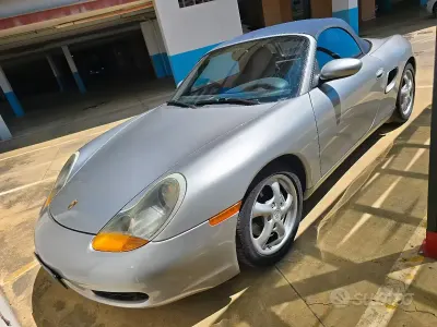 Usata Porsche Boxster 220 CV (161 kW) 2000 Grigio Cabrio